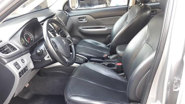 Triton hpes 2.4 2018/2019 4x4 diesel automático. ligar no * jean - Foto 10