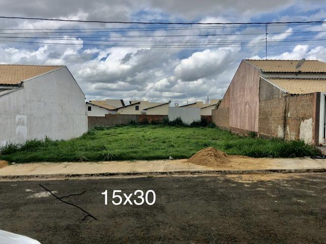 Vende-se Lote no Universitário