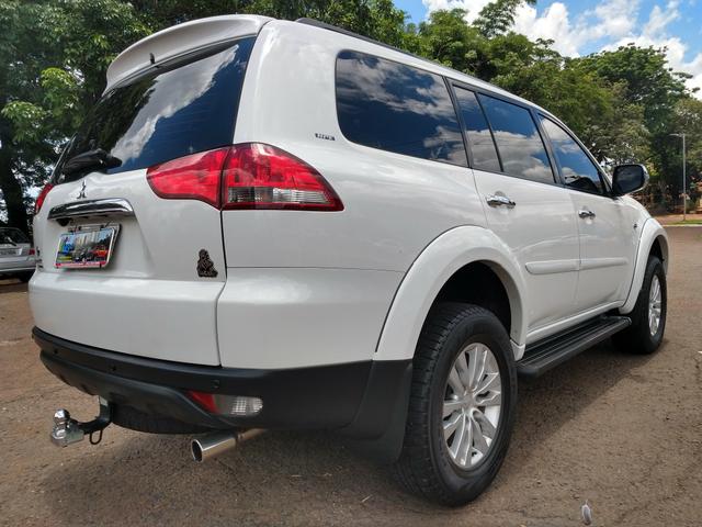 Pajero dakar 3.2 d hpe 7 lugares automática 2014 - Foto 6