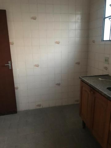 Aluga-se Apartamento