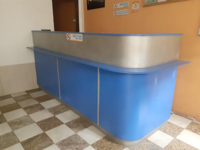 Balcão semi-novo