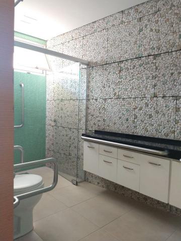 Excelente casa de 05 quartos no carlos prates. - Foto 4