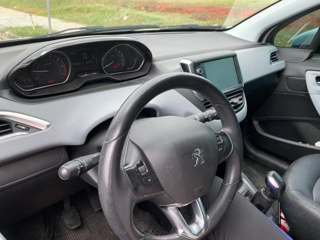 Peugeot 208 - Foto 4