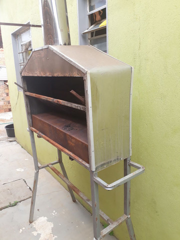 Churrasquinho. Churrasqueira