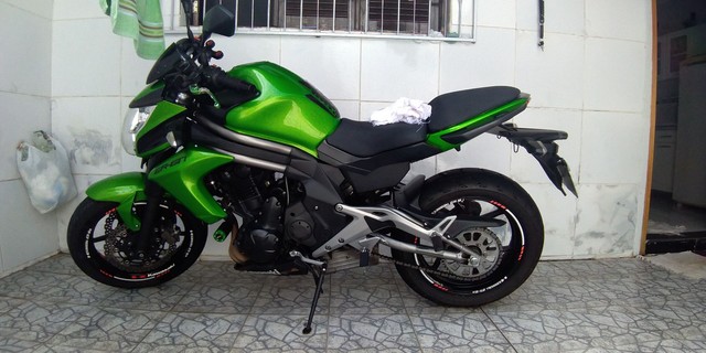 KAWASAKI ER 6N 2013