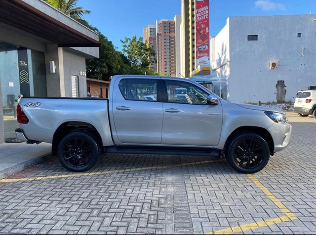 VENDO HILUX 3.0 DIESEL