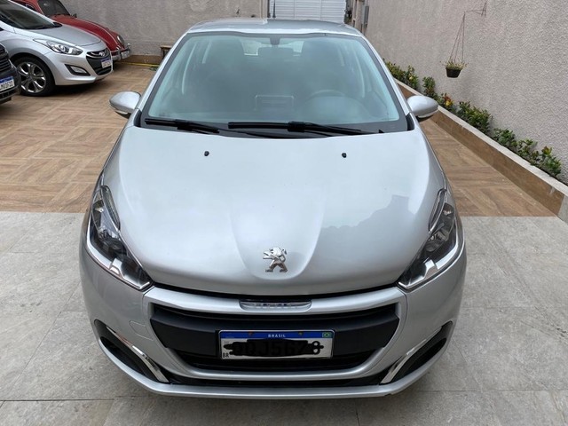 Peugeot 208 2019 active 1.2  - Foto 7