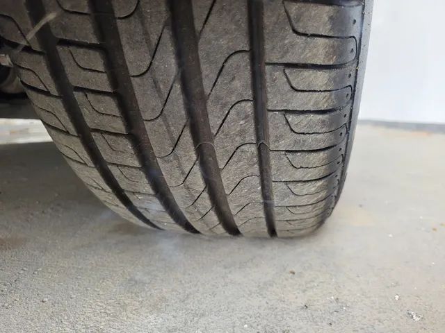 pneu pirelli run flat e roda mercedes c180(leia a descrição do anúncio) - Foto 5