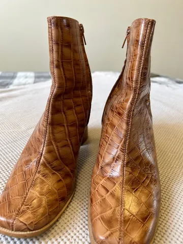 Bota Ferruci tamanho 35