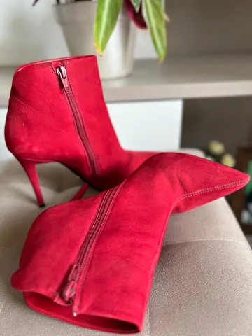 Bota Ankle Boot Nobuck Salto Fino Rubi