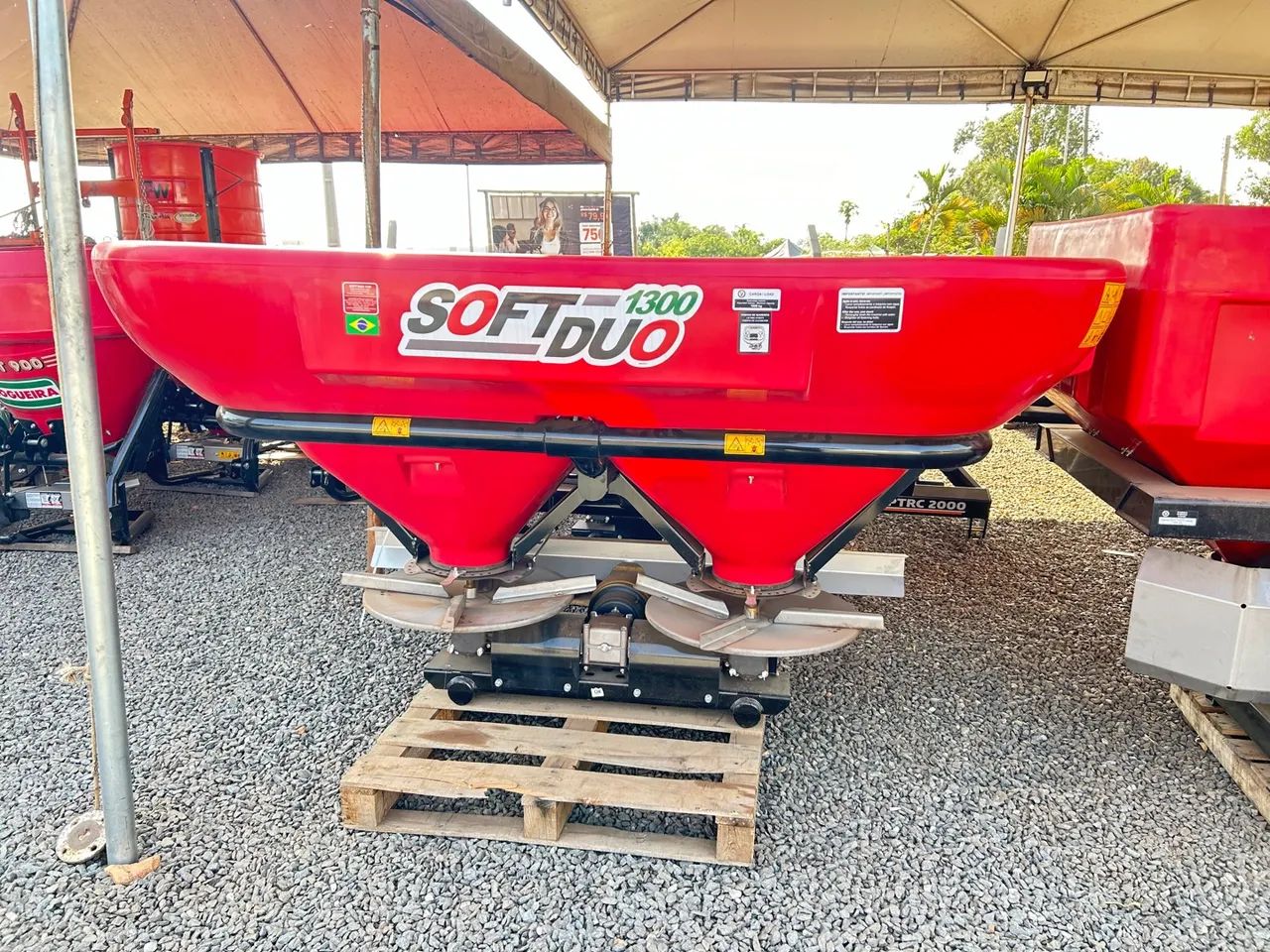 Distribuidor de fertilizantes e sementes Soft Duo 1300 - Foto 2