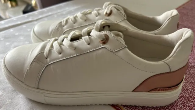 Tênis 35 Arezzo branco