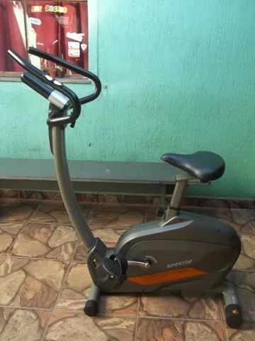 Até 10x sem juros - Bicicleta Ergométrica Eletromagnética Vertical - Profissional 