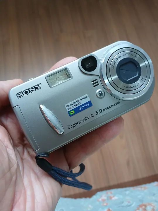 Câmera Digital Sony DSC-P92