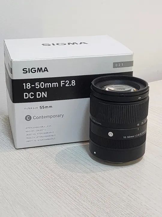 Lente contemporânea Sigma 18-50mm F2.8 Dc Dn para Sony ELente contemporânea Sigma 18-50mm 