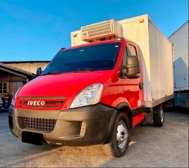 Iveco bau refrigerado 2015 - Foto 2