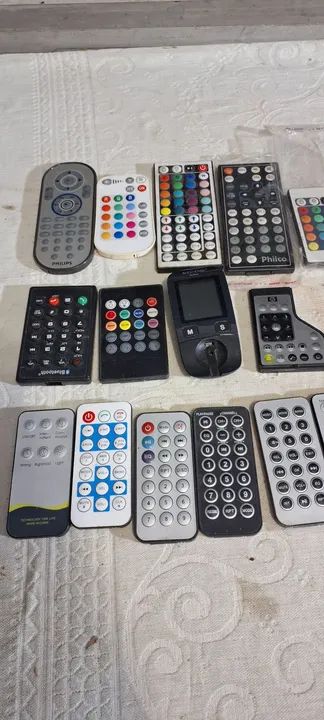 Lote dr controles ,vendo unidade cada 2 peças - Foto 6