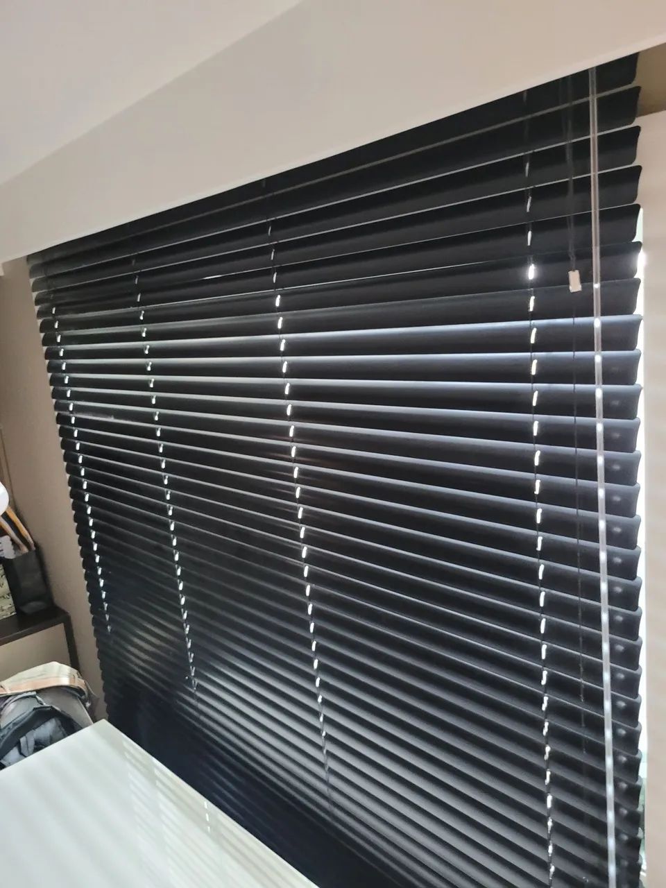 Duas Persianas de Alumínio Preto  - Foto 5