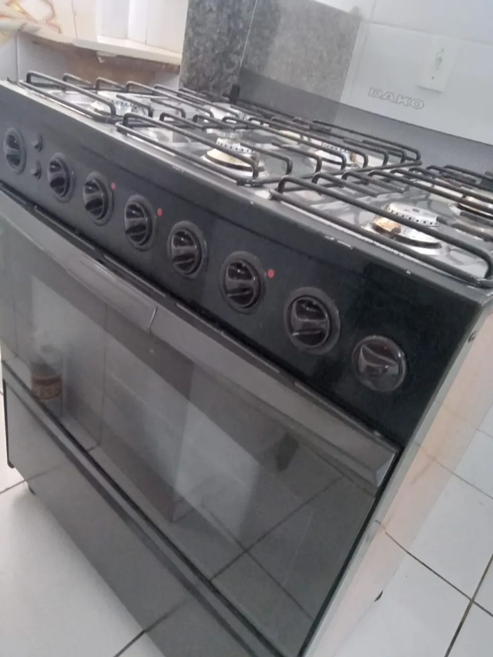 Fogão Dako 6 bocas com forno