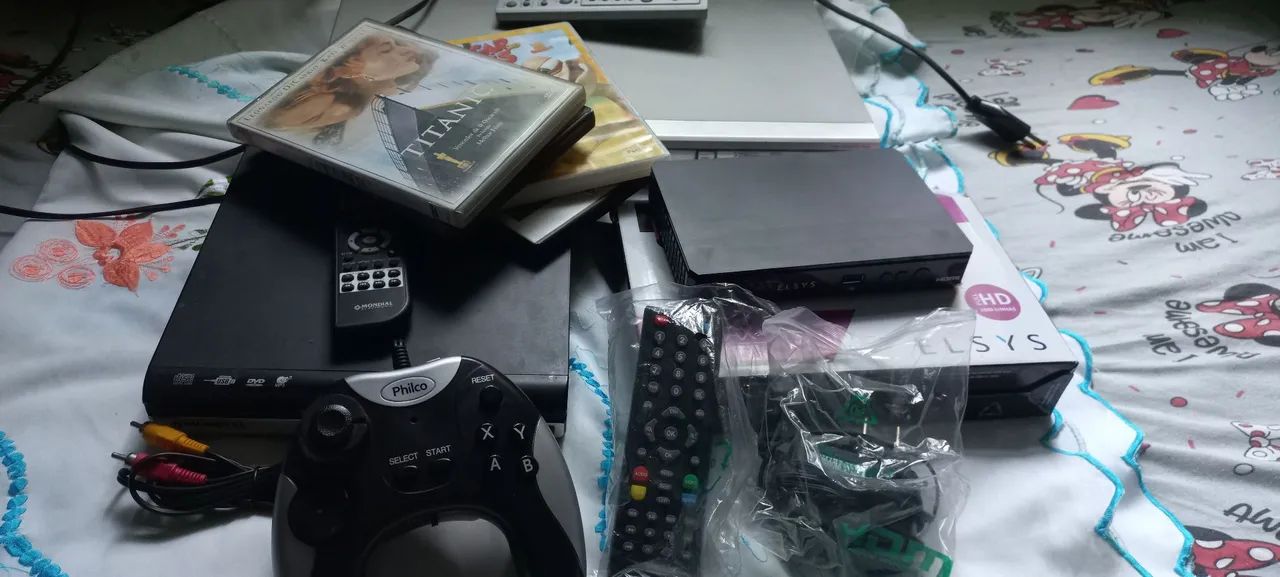 2 Aparelhos de DVD Player + 1 Receptor de sinal digital Via Satélite  - Foto 4
