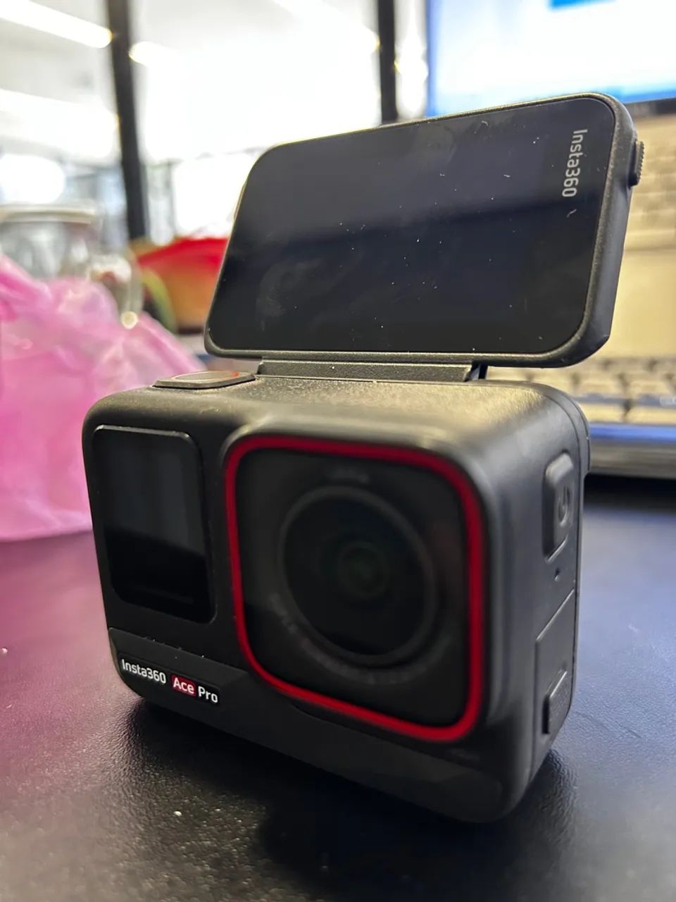 Câmera Ação Insta360 Ace Pro Lente Leica 8k - com cartão de memória e acessórios - Foto 3