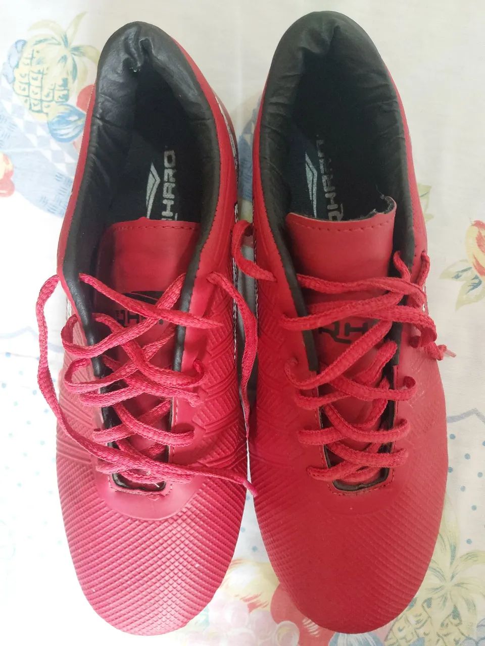 Chuteiras de Futebol HARRO - Vermelhas