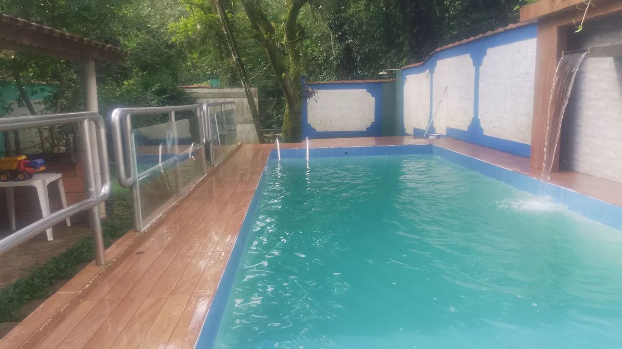 Sítio com piscina e área verde - Foto 2