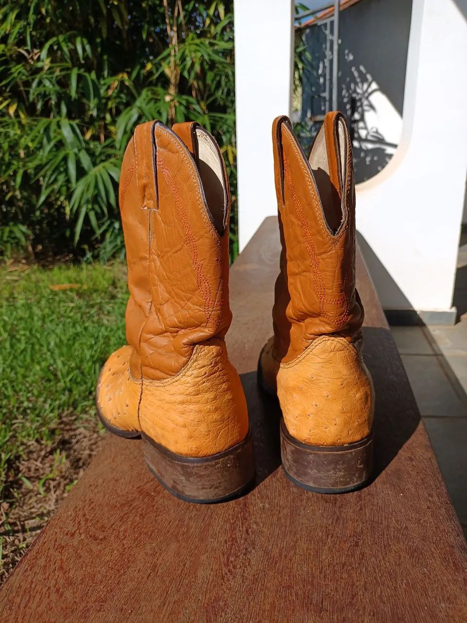 Botas de Couro de Avestruz Legítimo. - Foto 2