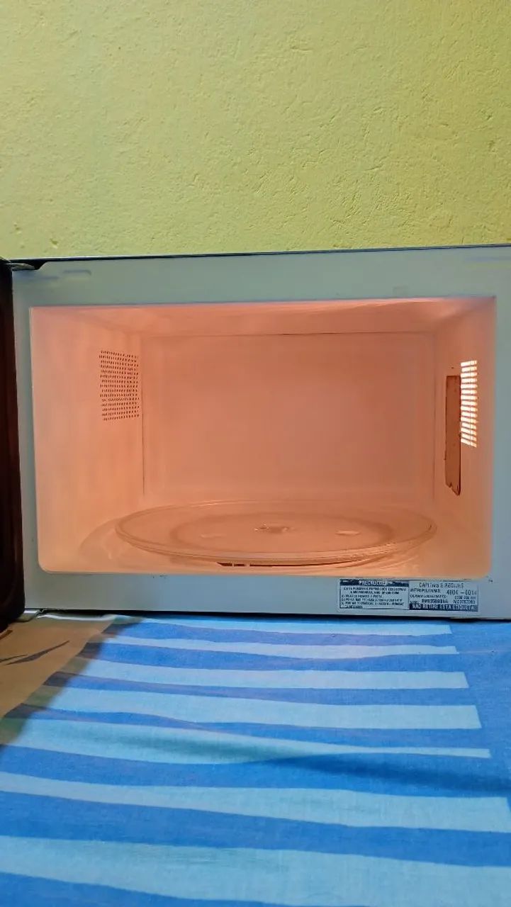 Micro-ondas Philco espelhado 31 litros  - Foto 2