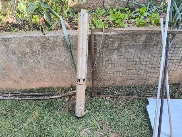 Bomba Submersa ebara HP:1,5 4bps1-26 220v FASES: 3 c/ Painel de Força
