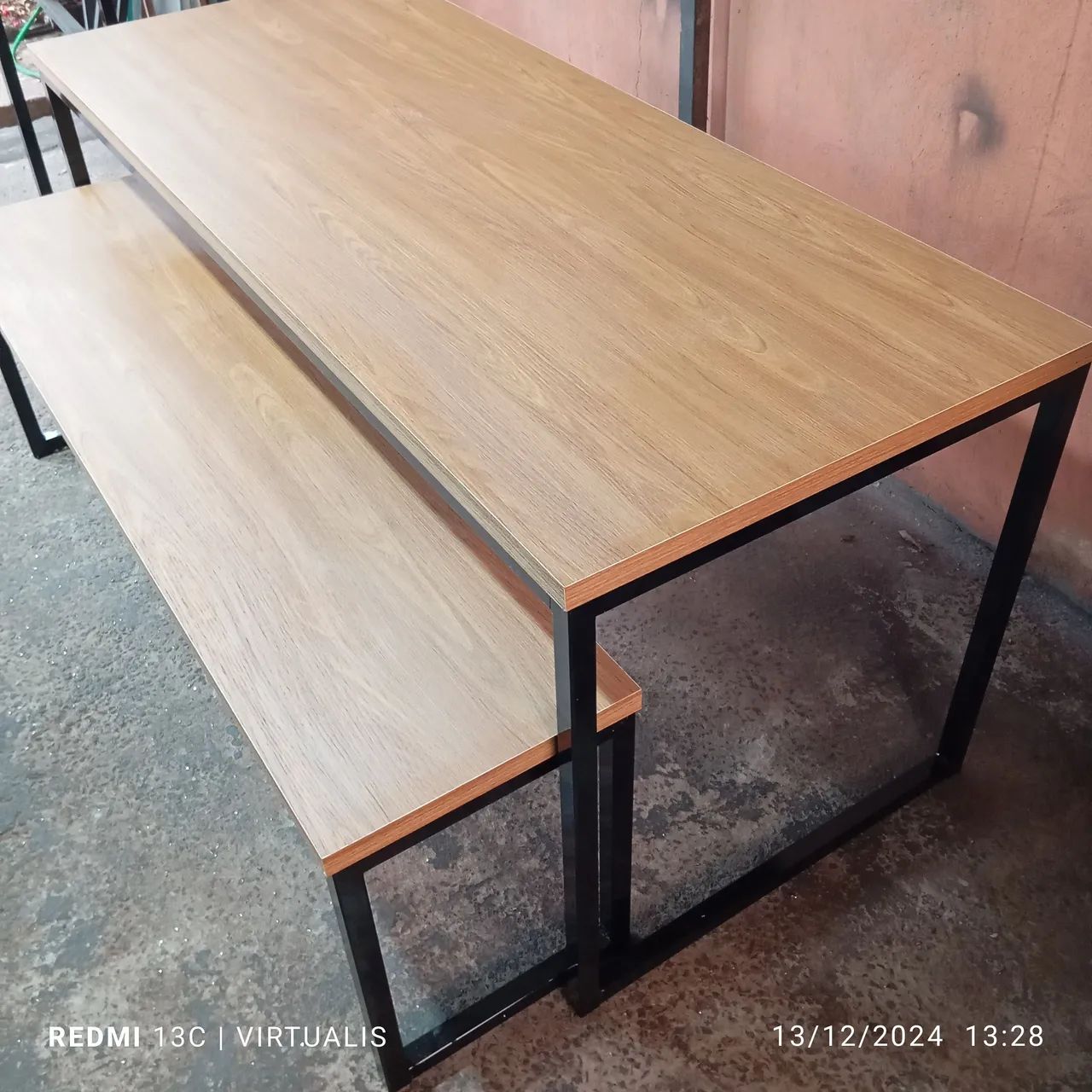 Conjunto Mesa e Banco de mdf com Estrutura em Ferro - Foto 5