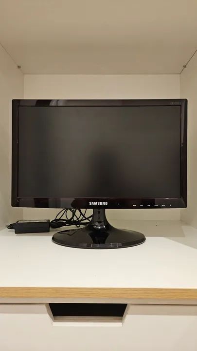 Monitor Samsung 19 polegadas (mancha na tela)