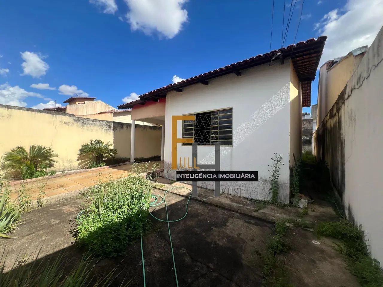 CASA PORTO SEGURO I 3 QUARTOS I 1 SUITE I 2 VAGAS I CERAMICA I 300 M²