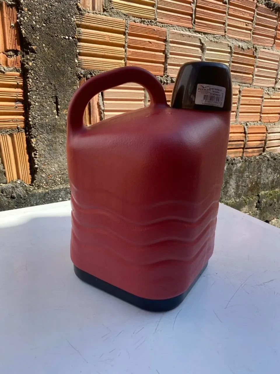 Garrafa Térmica Vermelha com Alça (Invicta) 5 Litros