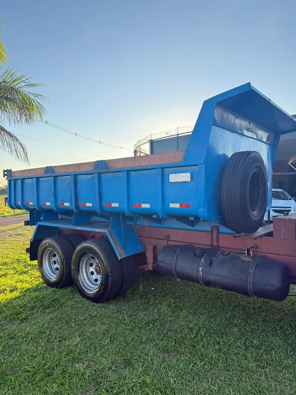 Mercedes Benz Truck Cacamba - Foto 10