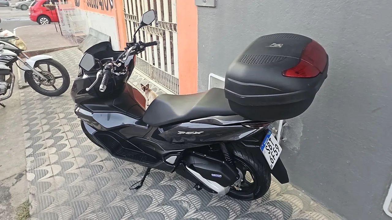 HONDA PCX 160 2023/2024 APENAS 3.000 KM - ESTADO DE ZERO KM! - Foto 3