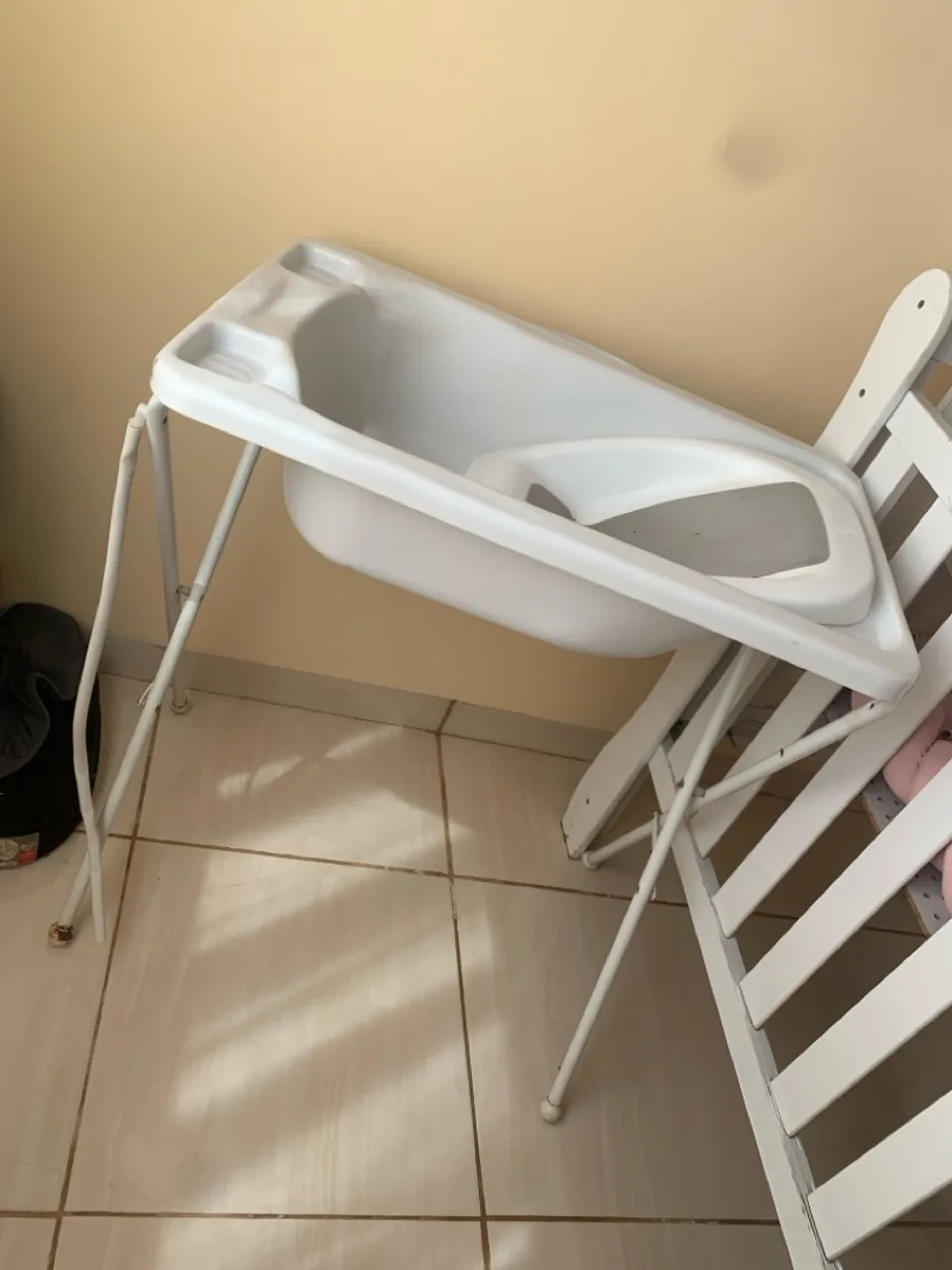 Banheira para bebê com suporte