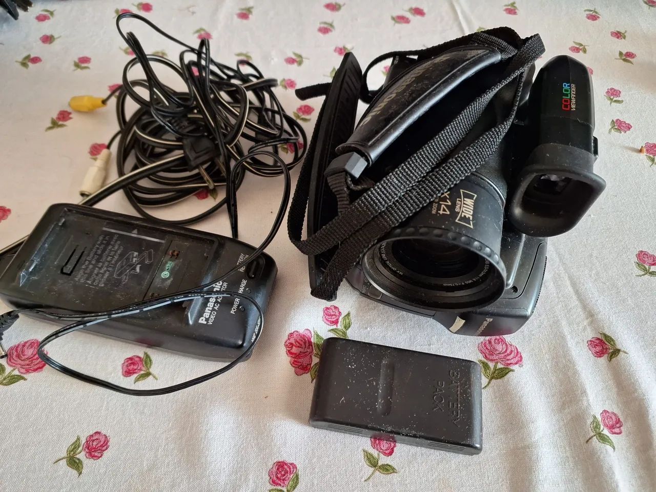 Filmadora Panasonic Zoom x14 Wide