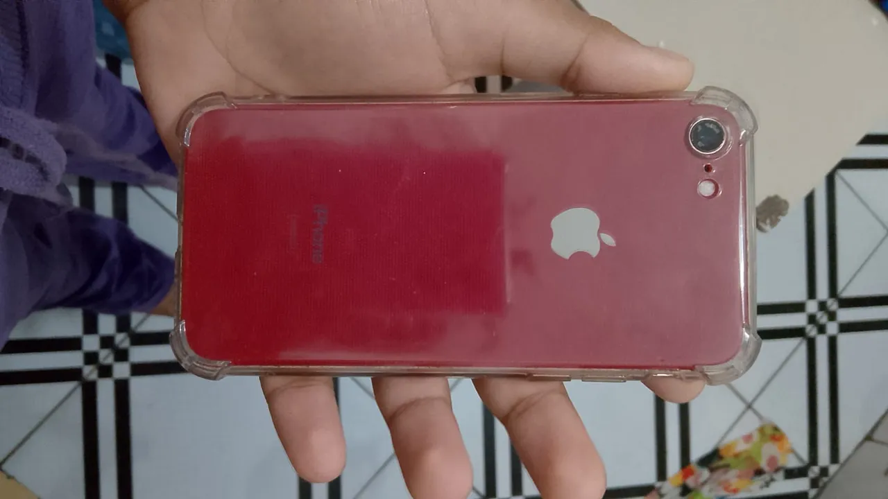 iPhone 8