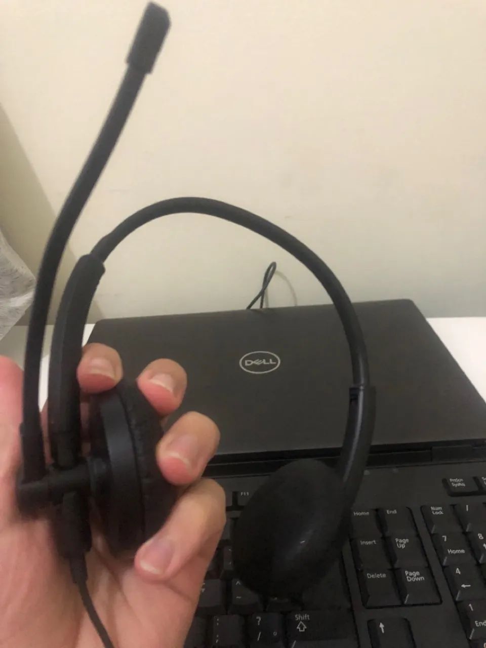 Notebook Dell, Latitude 5400, 16GB RAM, i7 de 8, SSD 256 + teclado e head da Dell - Foto 5