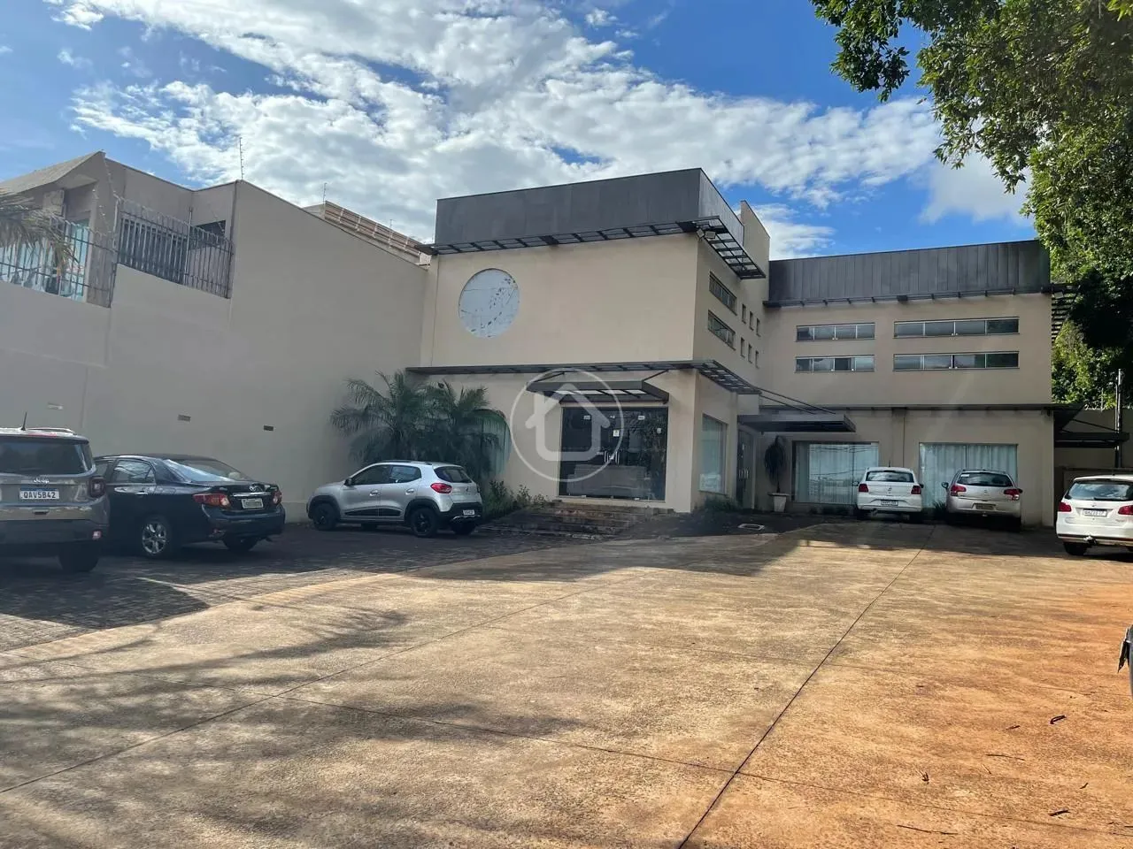 PRÉDIO COMERCIAL CENTRO