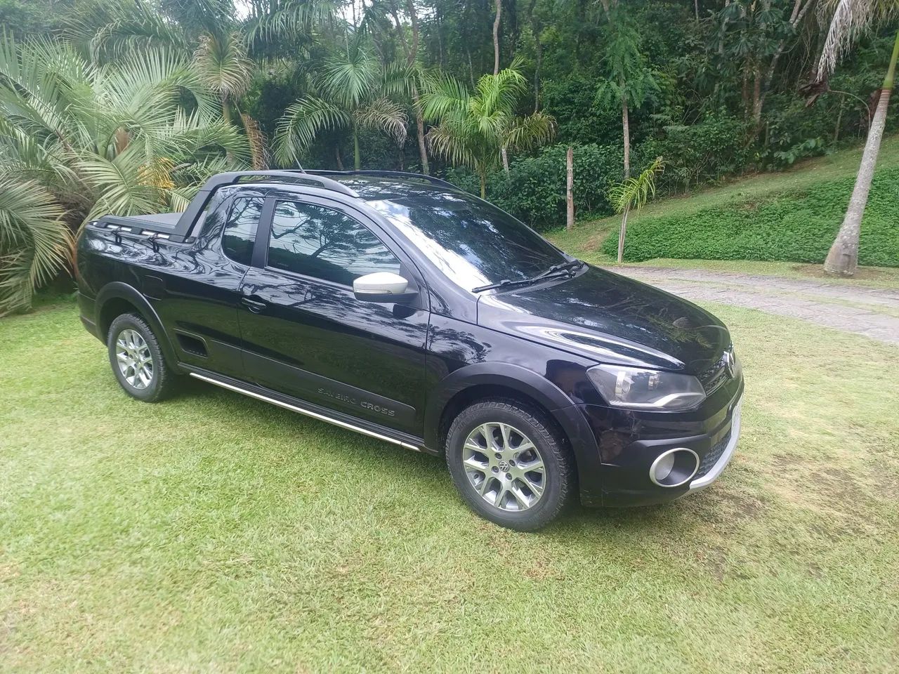 Saveiro Cross g6 8v 1.6 2014 muito nova 
