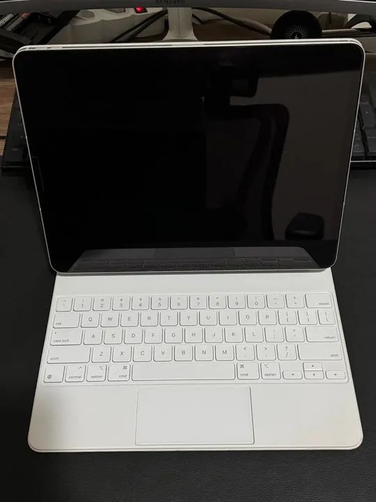 iPad Pro M1 12,9 Wi-Fi + 5g com teclado e caneta - Foto 5