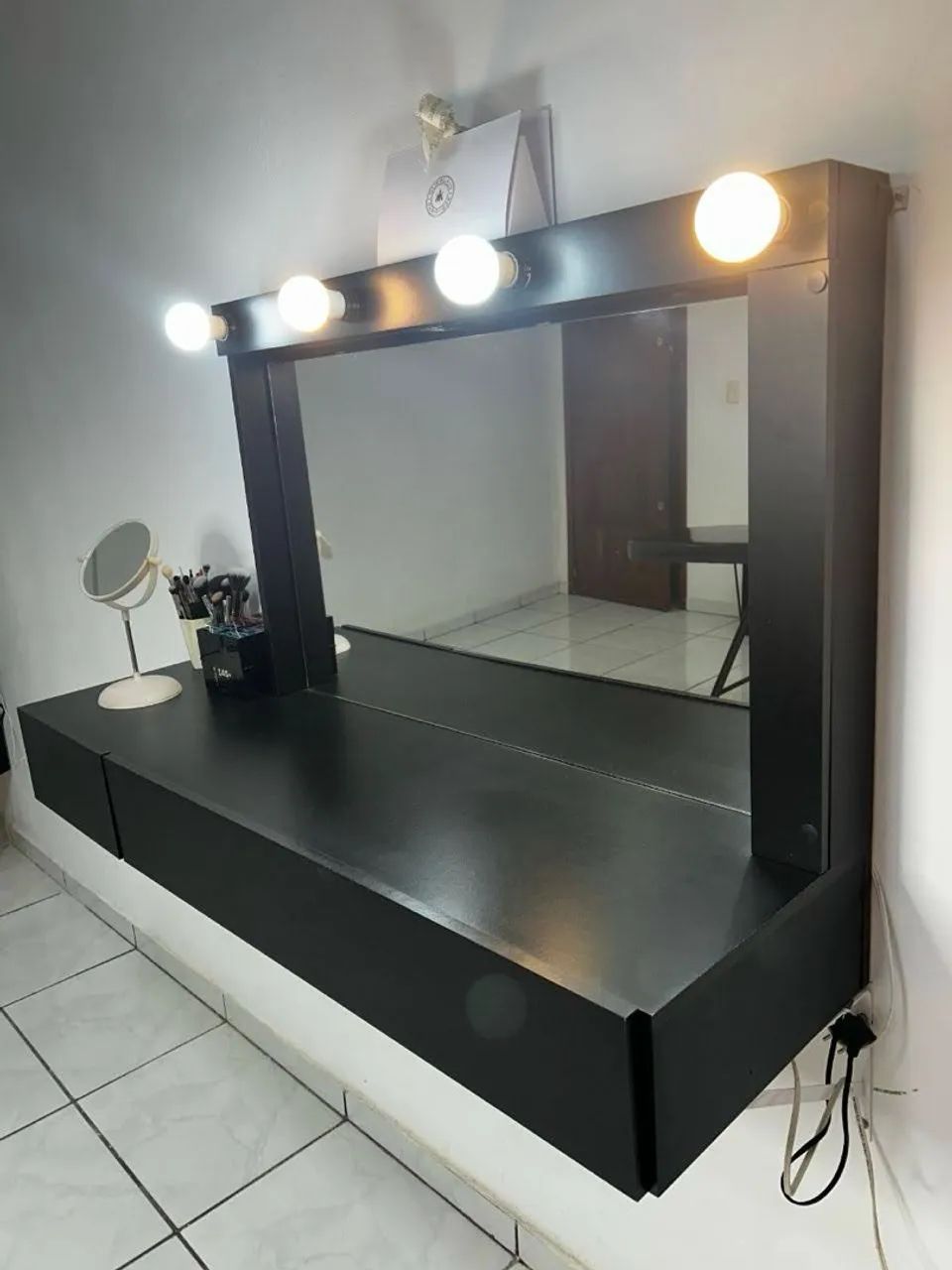 Penteadeira com Espelho e Iluminação - Parcelo no cartão   - Foto 3