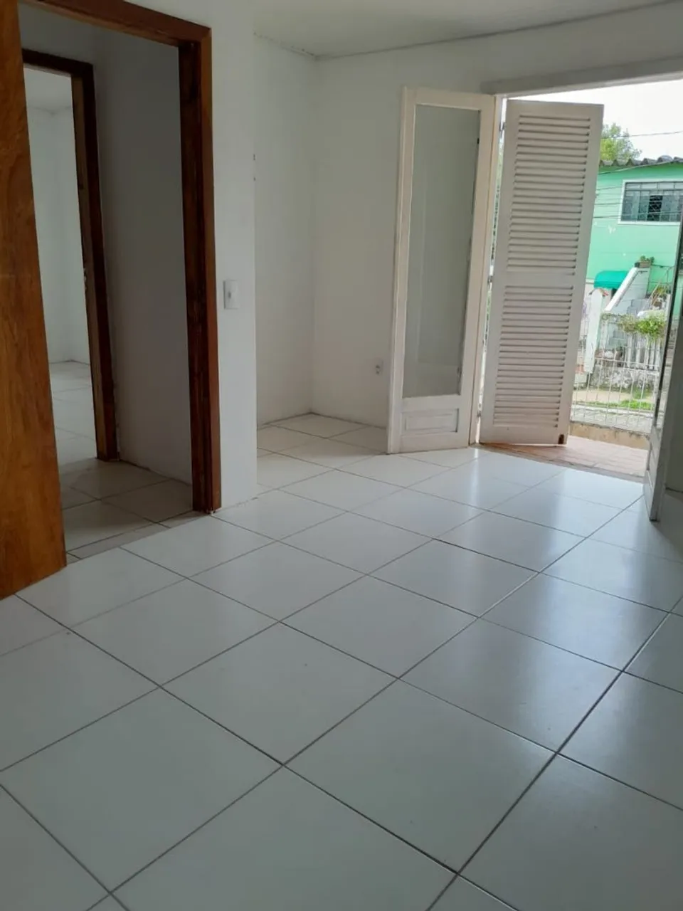 Casa com dois dormitórios para alugar