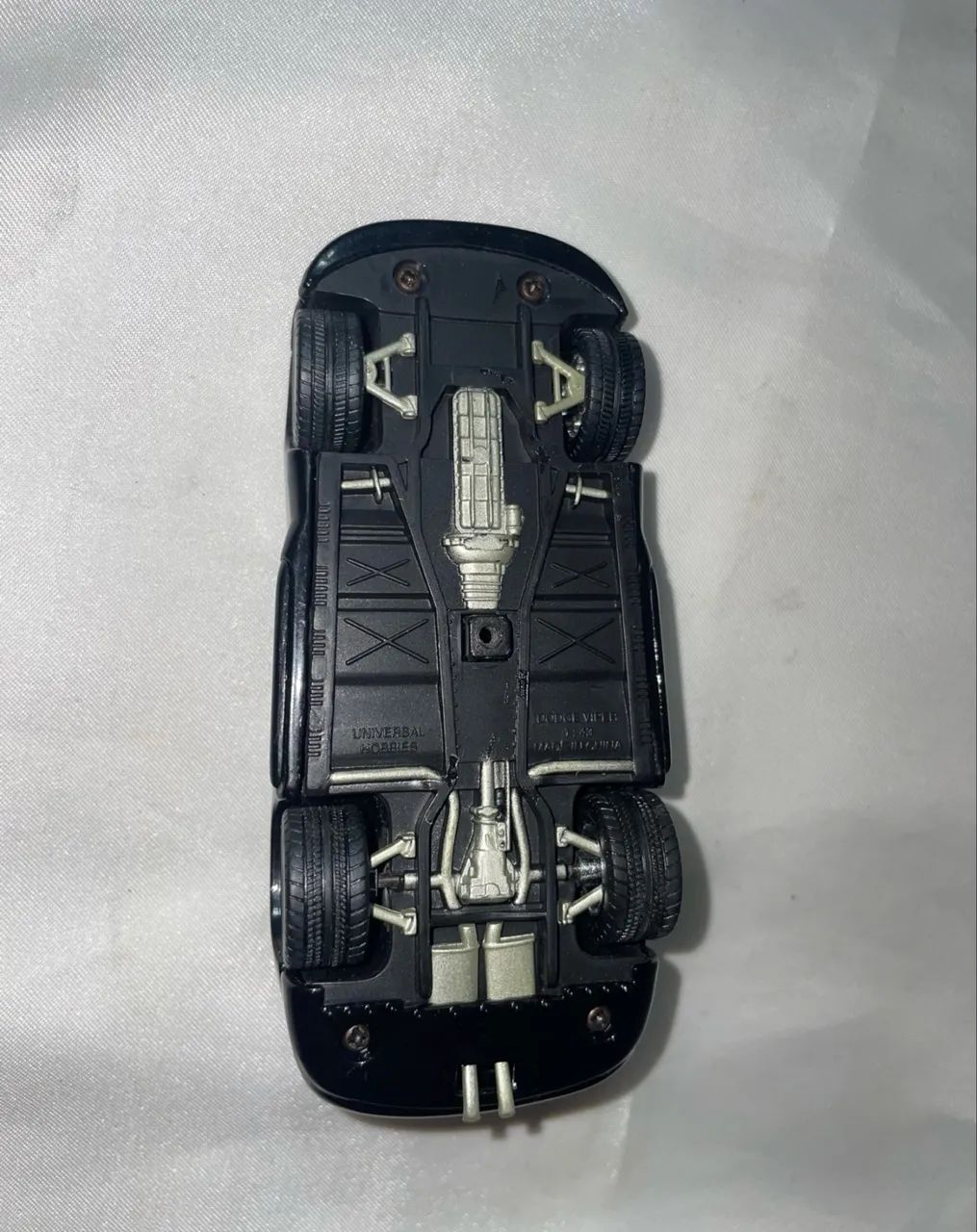 Miniatura Dodge Viper 1/43 Universal Hobbies - Foto 2