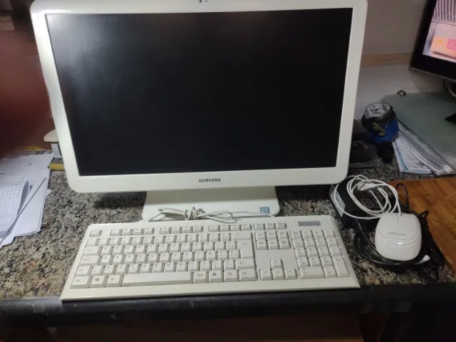 VENDO ALL IN ONE SAMSUNG
