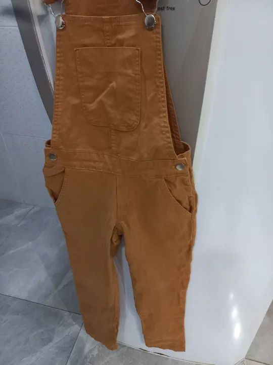 Macacão Jeans Infantil - Tamanho 12-Semi Novo.