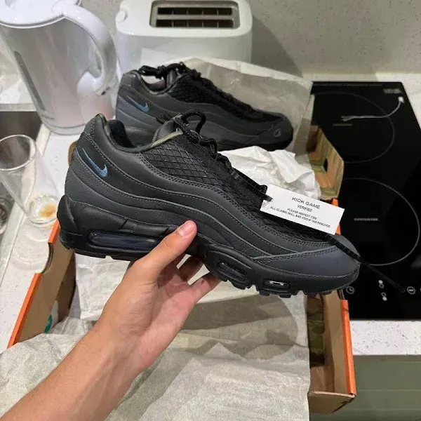 tenis air max 95 x corteiz ori