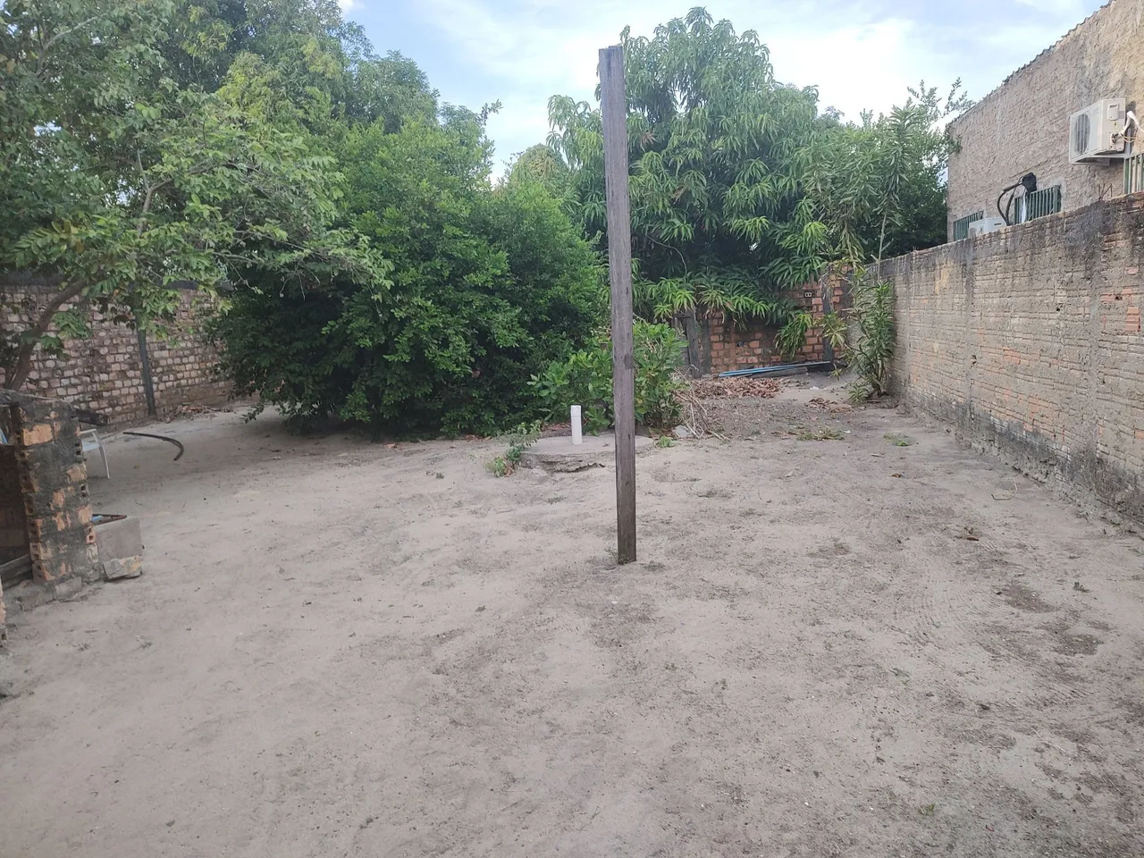 Vende-se um terreno no bairro equatorial